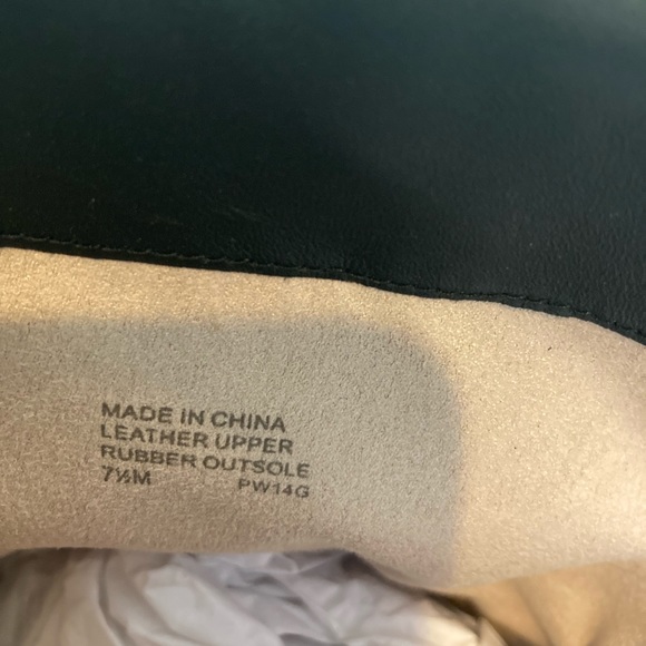 🆕MICHAEL KORS 7.5 blk leather boots w/sheep’s fur - Picture 7 of 12